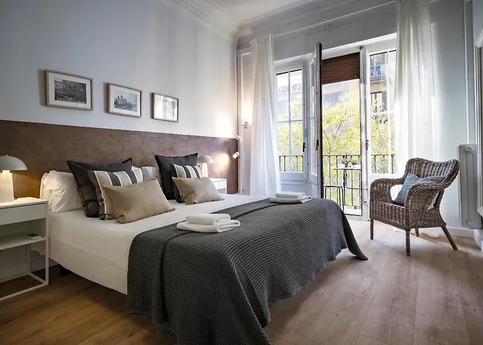 Habitat Apartments Bailen